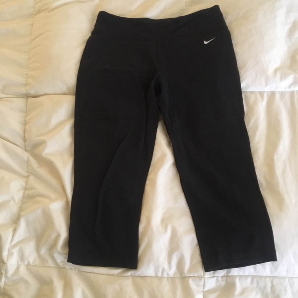 Nike Dry Fit Capris